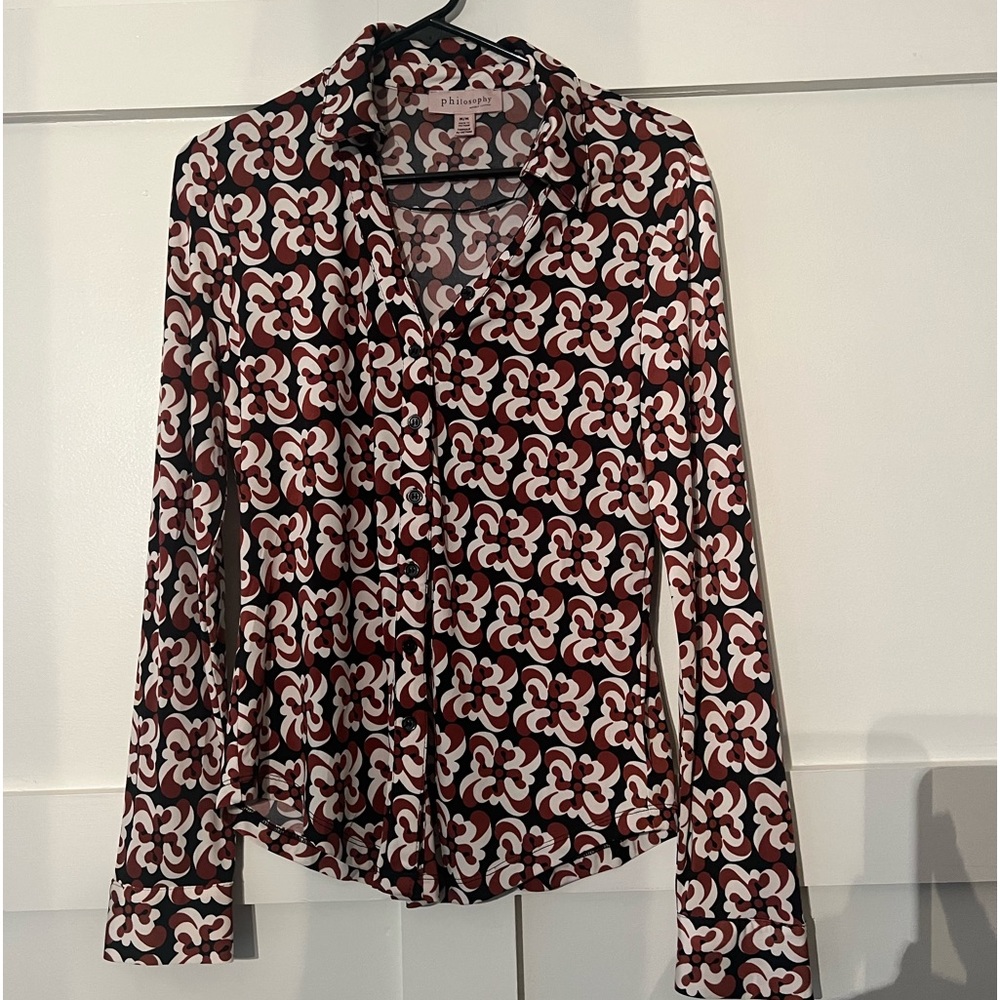 Fun blouse. - Picture 2 of 2